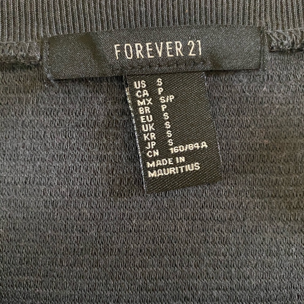 Sweater - Picture 3 of 3